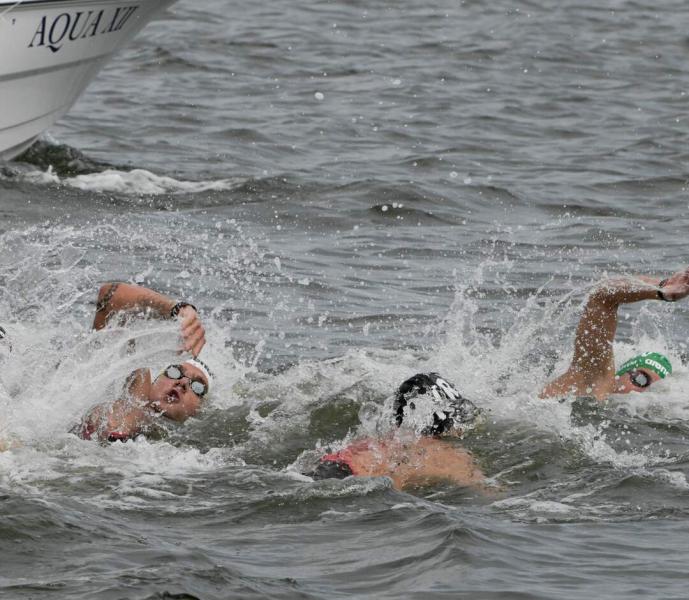 Betlehem Dávid aranyérmet szerzett a 3 kilométeres kieséses sprintversenyben, ezzel kiemelkedő teljesítményt nyújtva a sportágban.