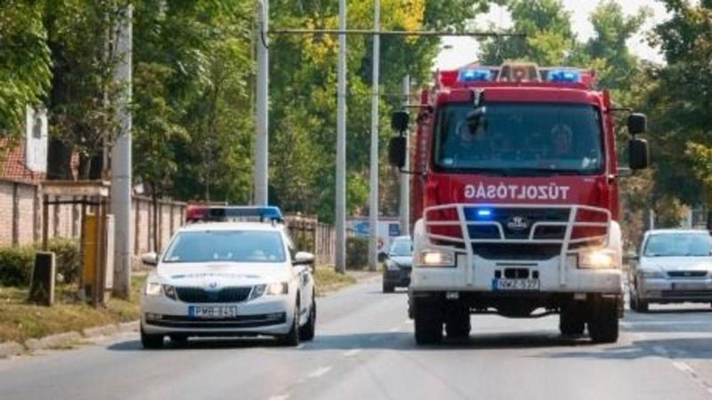 Lezárták a forgalmas nógrádi utat, és mi most felfedjük, mi áll a rendőrök és tűzoltók jelenléte mögött! Tarts velünk, hogy megtudd az okokat és a részleteket!