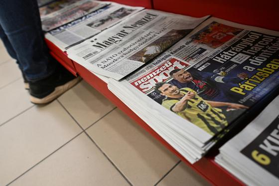 A megkérdezettek csupán egynegyede véli úgy, hogy a sajtó Magyarországon teljesen szabadon működik.