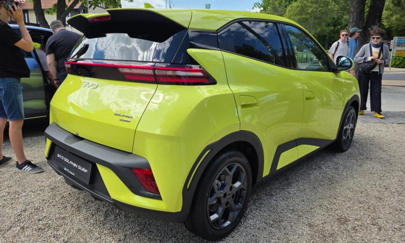 A BYD 2025-ben megérkezett az európai piacra, és egyre inkább kezdi hódítani a szegedi utakat is az új modelleivel.