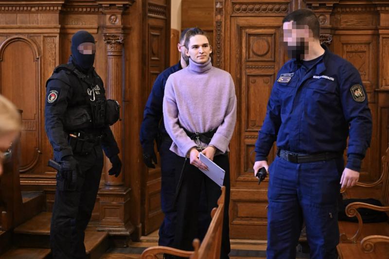 A német külügyminiszter személyesen kíván lépéseket tenni Maja T. ügyében, aki Budapesten van fogva tartva.