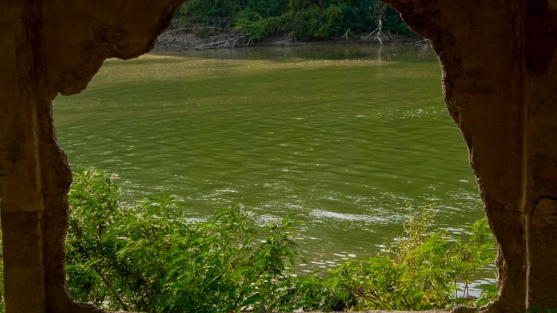 Rejtélyes betontömb került napvilágra a Tisza folyójából: titokzatos legendák és izgalmas történetek veszik körül + Videó - Pénzcentrum