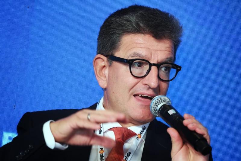 Az áram ára talán alacsonyabb lenne, ha nem lennénk annyira tudatosak a takarékosság terén, és nem emlékeztetnénk magunkat arra, hogy érdemes lekapcsolni a lámpát.