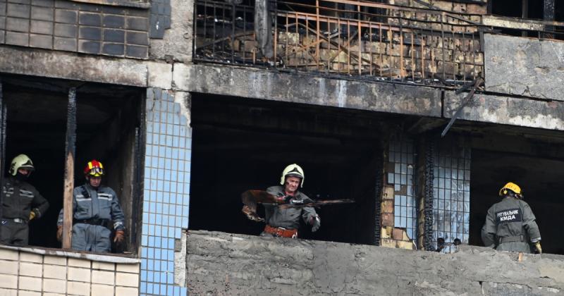 Bombariadó történt a Budapest és Kijev között közlekedő vonaton: az utasokat biztonságosan evakuálták, miközben a hatóságok robbanószerkezetet kerestek Ukrajna területén.