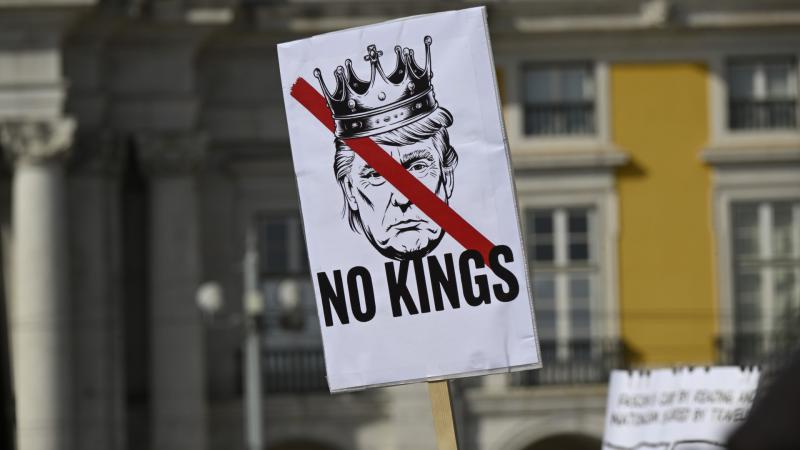 Egy olyan döntés lapul az asztalfiók mélyén, amely akár végleg megerősítheti Donald Trump hatalmát - vajon egypárti dominancia vár ránk a közeljövőben?