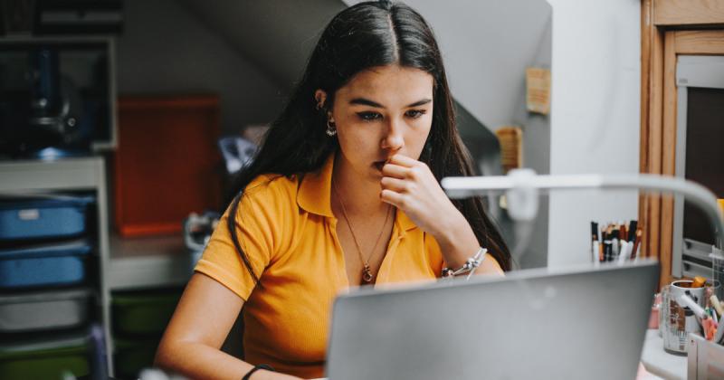 Magyarországon új típusú jogosítványt vezetnek be: már 16 éves kortól ingyenesen igényelhető!